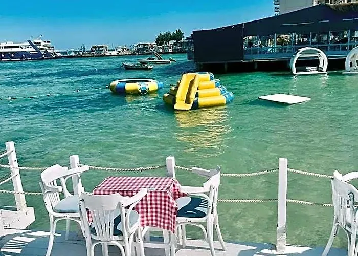Serafy Center For Foreigners Adults Only Hotel *